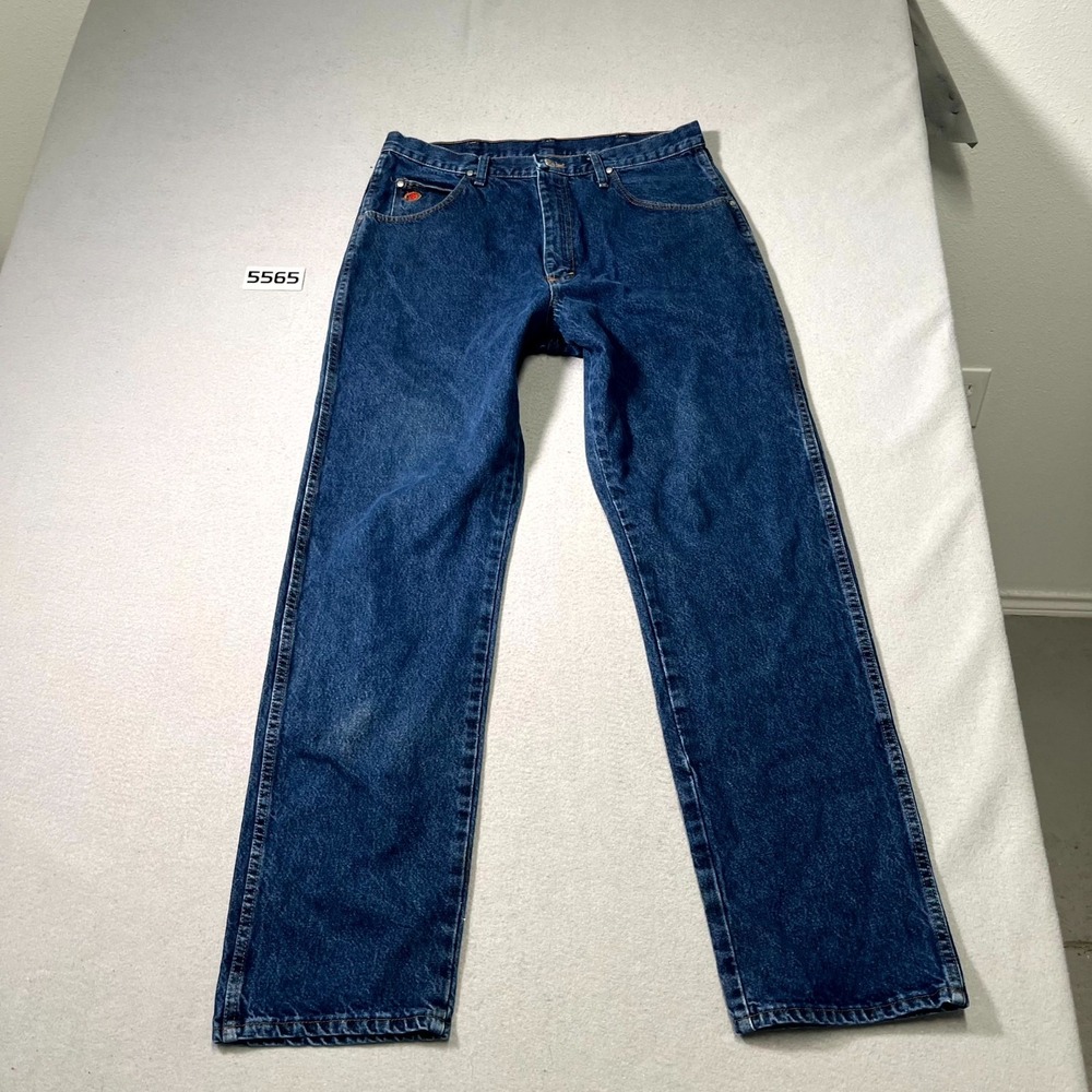 Wrangler Jeans Men 36x34 Blue Denim Cotton Medium Wash Original Fit Straight Leg
